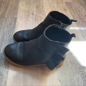 GAP Black Booties size 12